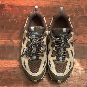 Columbia Omni Grip hiking shoes